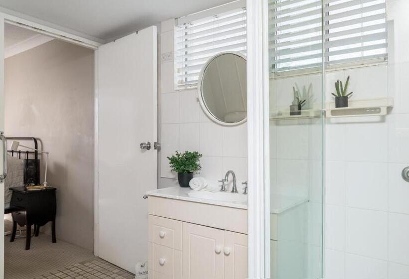 Апартаменты 1 Спальня Вид на Море, Eden Tower Apartments