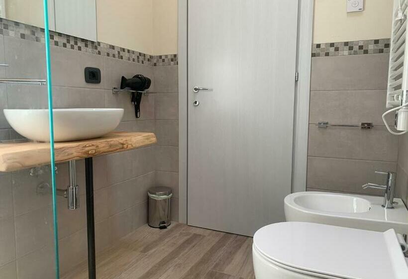 غرفة قياسية سرير كينج, Agriturismo Il Cornio