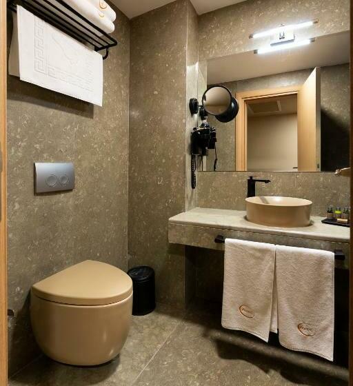 חדר סטנדרט, Avec