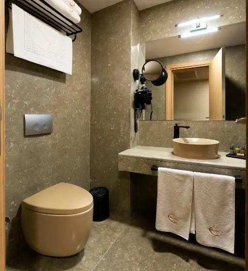 Habitació Estàndard, Avec