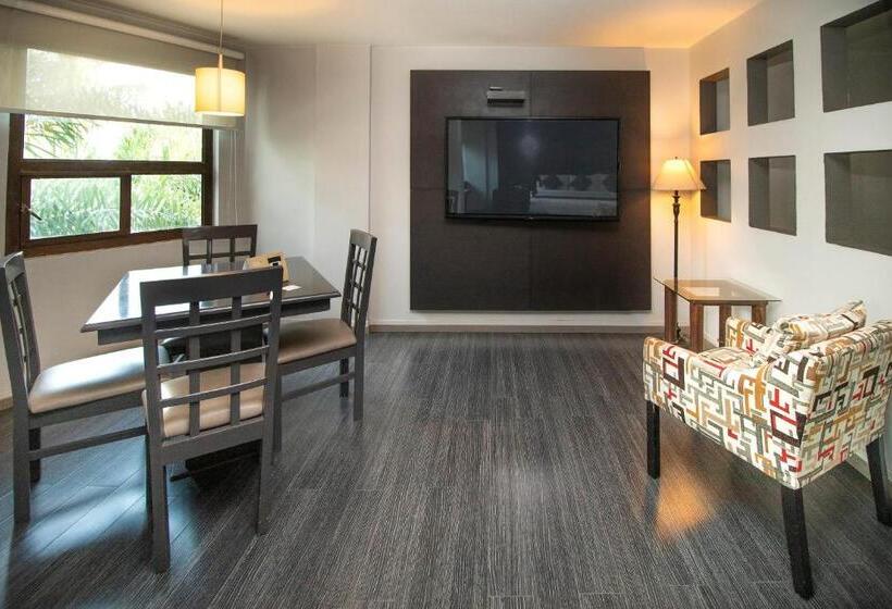 주니어 스위트, Collection O Las Iglesias, Cholula