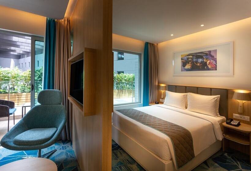 סוויטה, Holiday Inn Express & Suites Bengaluru Old Madras Road, An Ihg