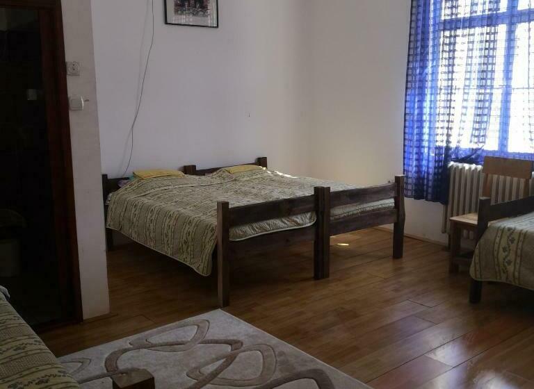 اتاق استاندارد چهار تخته, Etno Konak Angela