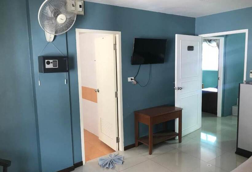 اتاق استاندارد سه نفره, Jt Guesthouse