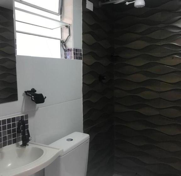 家庭间, Nova Tupy