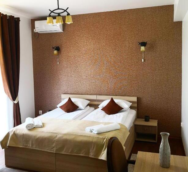 マウンテンビュースタンダードルーム, Pensiunea Casa Hortopan