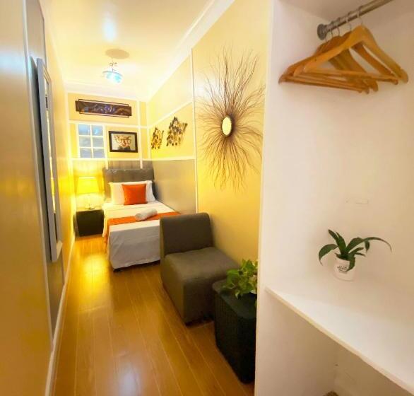 اتاق استاندارد یک تخته با سرویس بهداشتی مشترک, Little Norway Guesthouse   Mactan Cebu International Airport