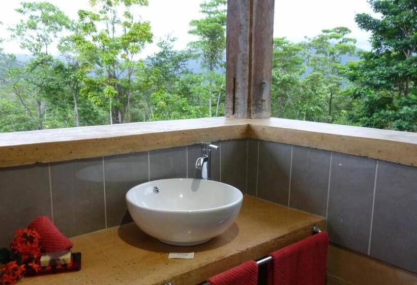 Люкс с гидромассажем, Wompoo Eco Retreat