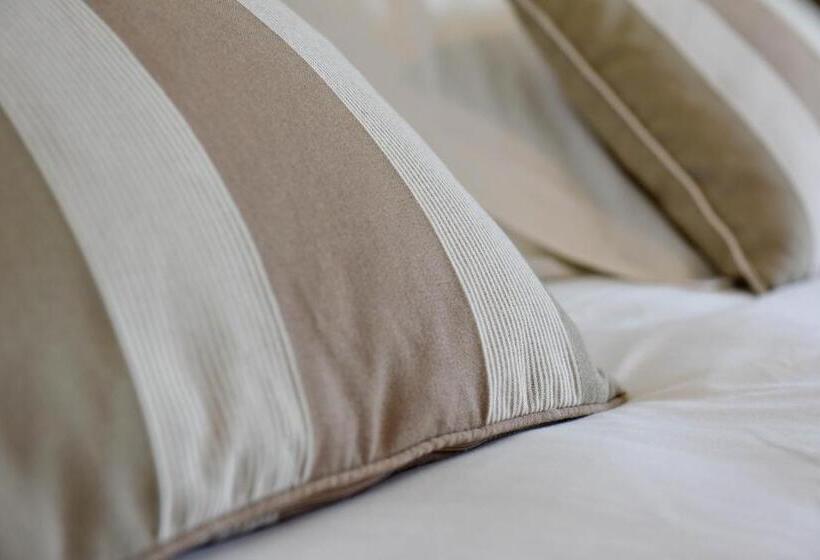 غرفة قياسية مزوَّدة بتراس, Restaurant Baratxartea