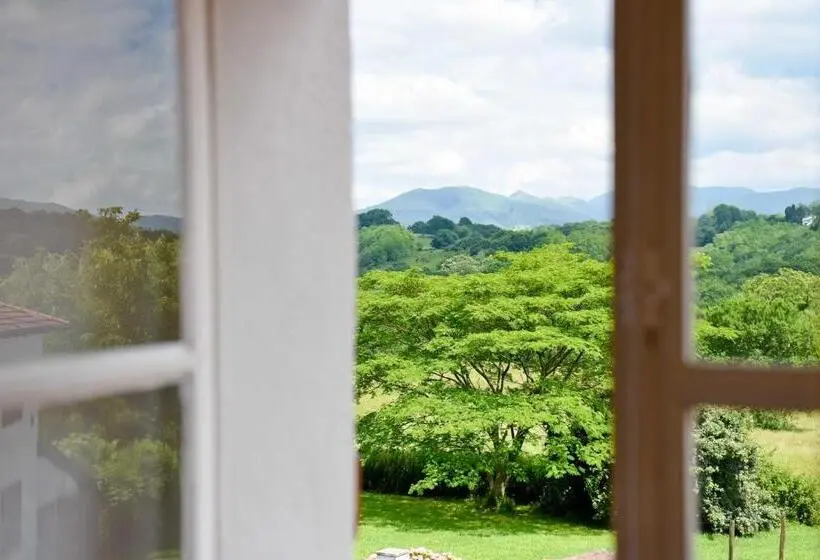 ファミリールーム, Restaurant Baratxartea