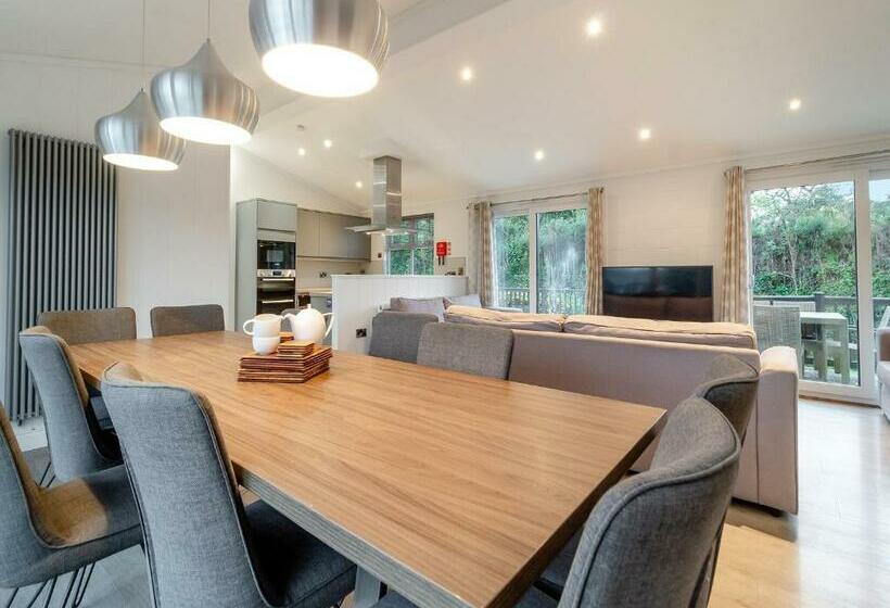 شقة 5 غرف نوم, Norfolk Woods Resort And Spa