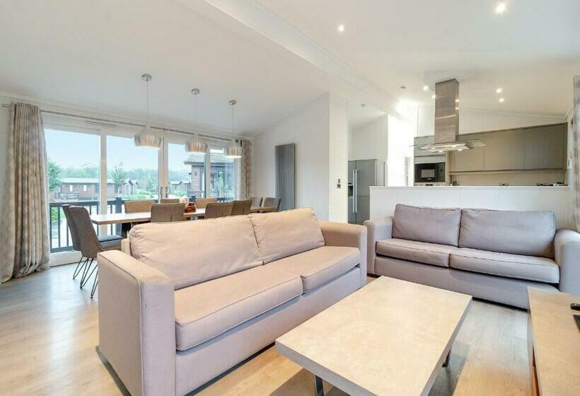 شقة 5 غرف نوم, Norfolk Woods Resort And Spa