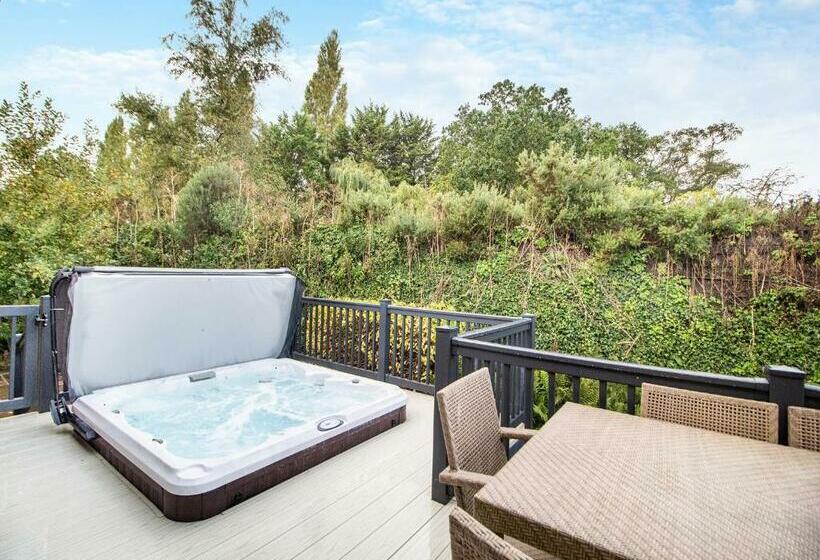 带5个卧室的公寓, Norfolk Woods Resort And Spa