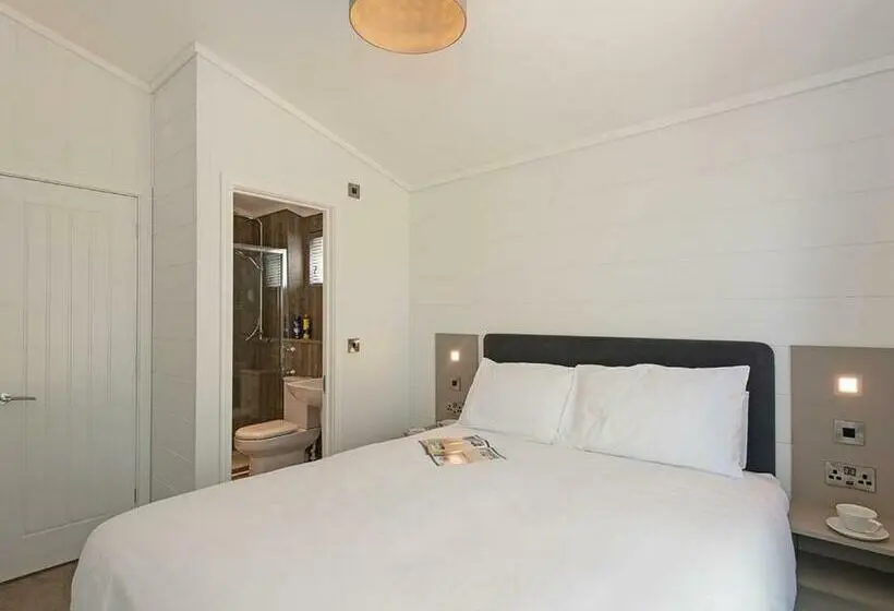 5ベッドルームアパート, Norfolk Woods Resort And Spa