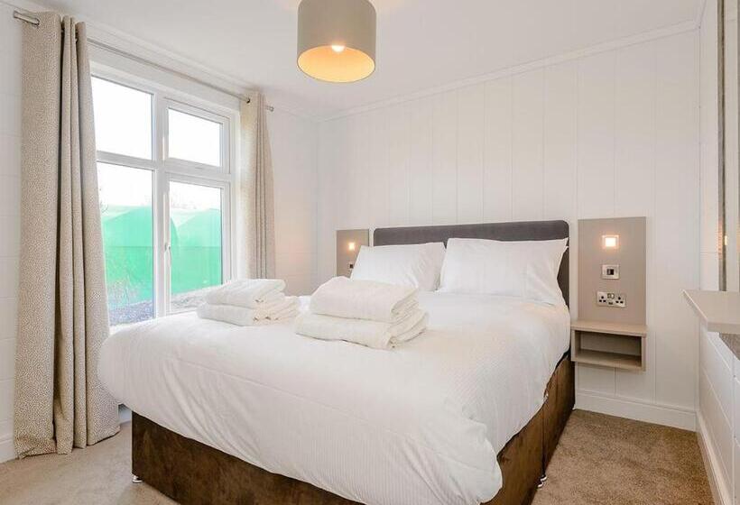 شقة 3 غرف, Norfolk Woods Resort And Spa