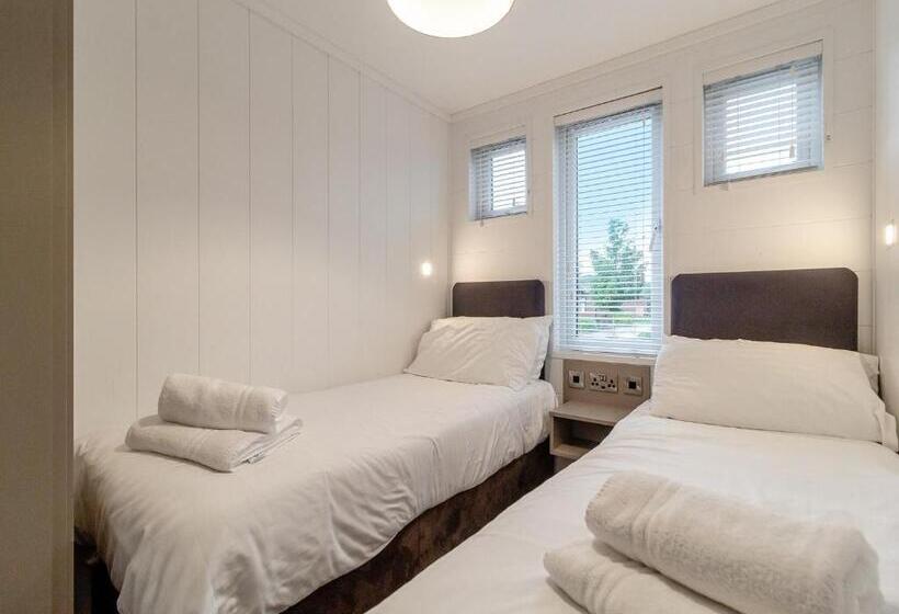 شقة 4 غرف, Norfolk Woods Resort And Spa