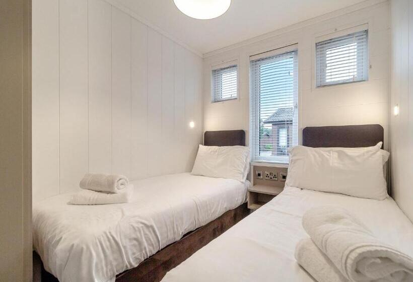 شقة 4 غرف, Norfolk Woods Resort And Spa