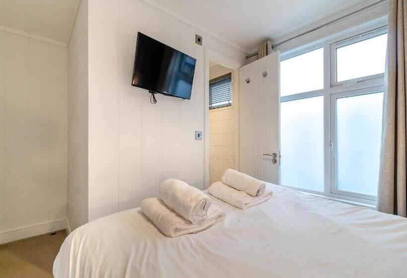 带4个卧室的公寓, Norfolk Woods Resort And Spa