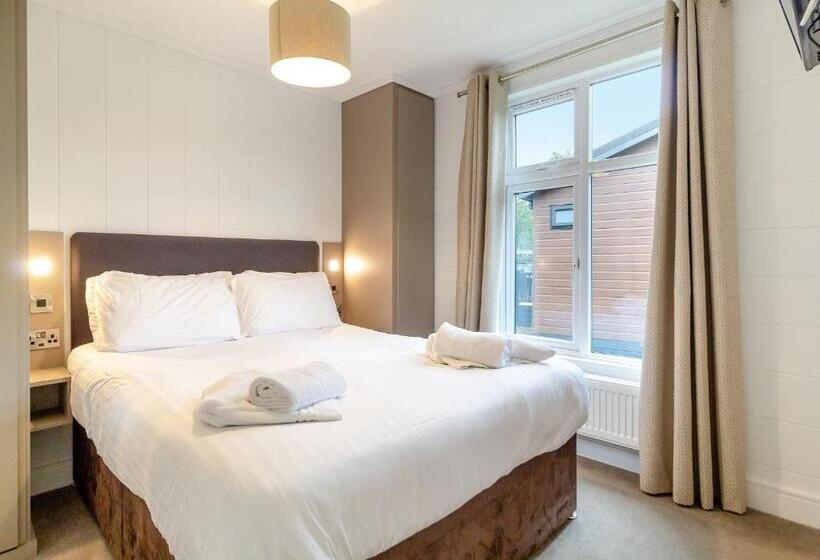 شقة 4 غرف, Norfolk Woods Resort And Spa