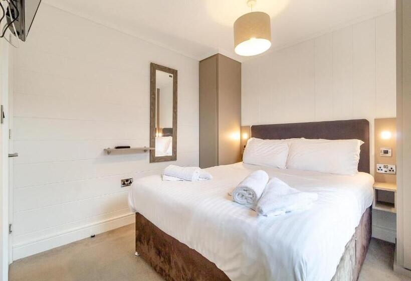 شقة 4 غرف, Norfolk Woods Resort And Spa