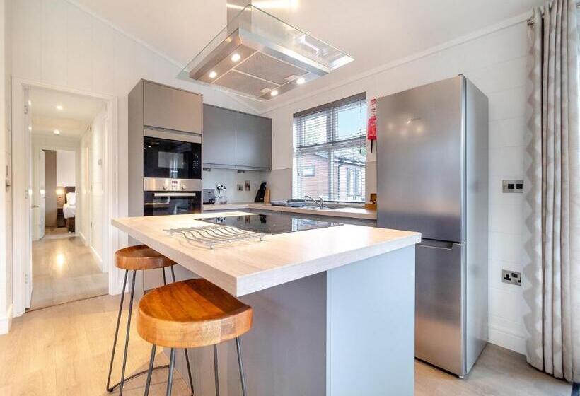 شقة 4 غرف, Norfolk Woods Resort And Spa