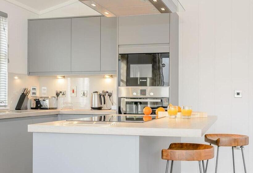 شقة 4 غرف, Norfolk Woods Resort And Spa