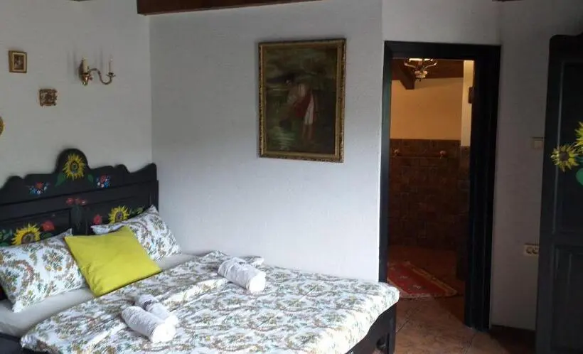 اتاق لوکس چهار تخته, Casa Soseco