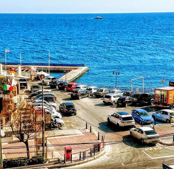 اتاق استاندارد با چشم‌انداز دریا, Charming Rooms With A Seaview