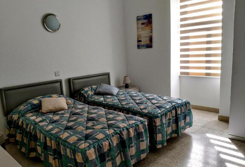 اتاق استاندارد با چشم‌انداز دریا, Charming Rooms With A Seaview