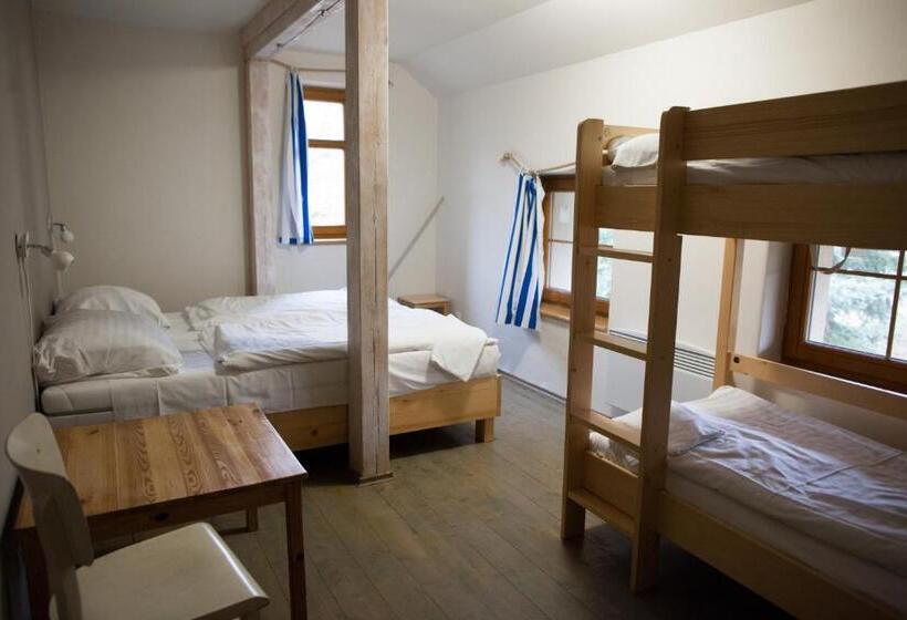 جناح, Penzion Krizky