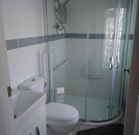 اتاق لوکس خانوادگی, Shenandoah House