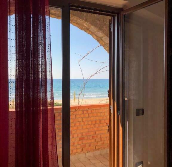海の見える１ベッドルームアパートメント, Residence Le Palme   Appartamenti Sul Mare   Spiaggia Tra Palinuro E Caprioli