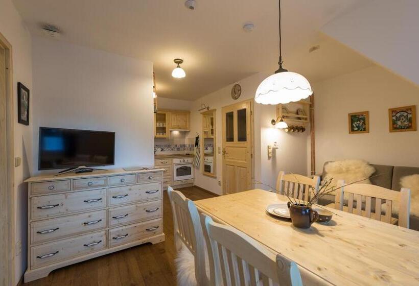 Апартаменты 1 Спальня, Valašské Chalupy Resort