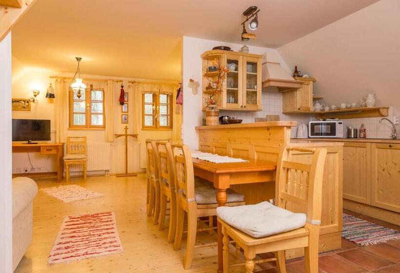 Апартаменты Дюплекс 1 Спальня, Valašské Chalupy Resort