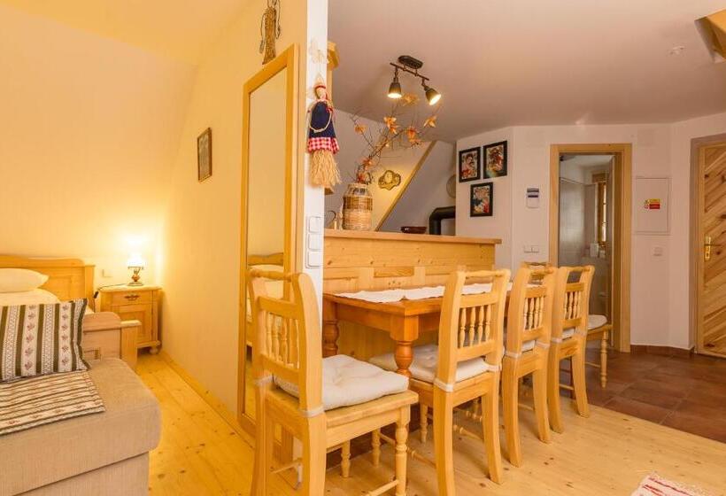 Апартаменты Дюплекс 1 Спальня, Valašské Chalupy Resort