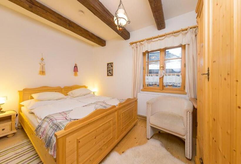 Апартаменты 2 Спальни, Valašské Chalupy Resort