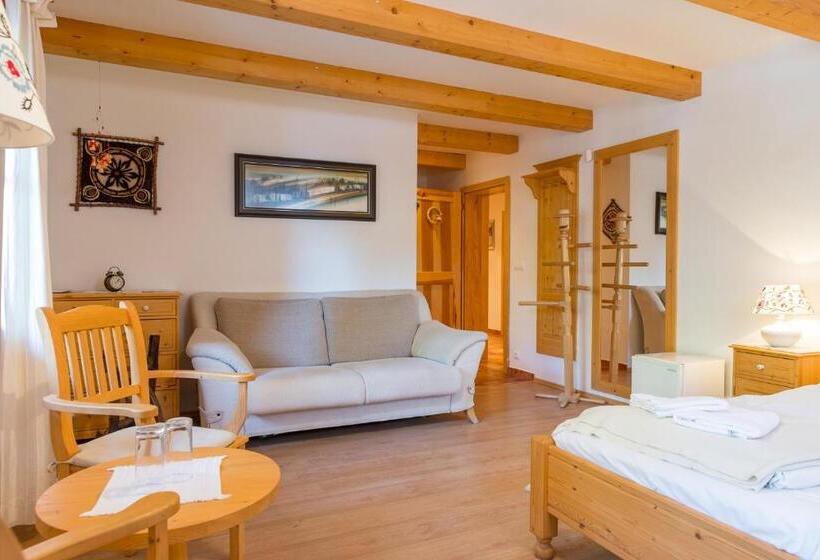 Апартаменты 1 Спальня Нижний Этаж, Valašské Chalupy Resort