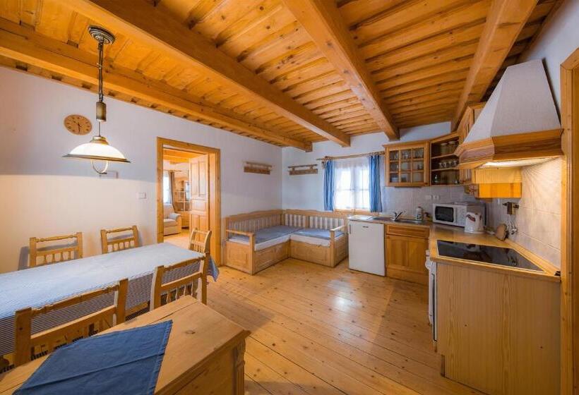 Шале 1 Спальня, Valašské Chalupy Resort