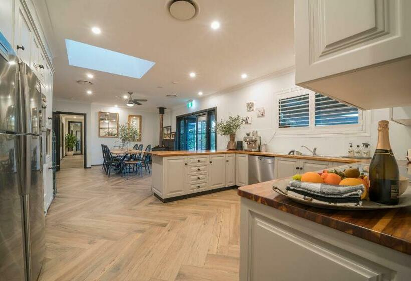 Дом 1 Спальня, Argentille Boutique Accommodation