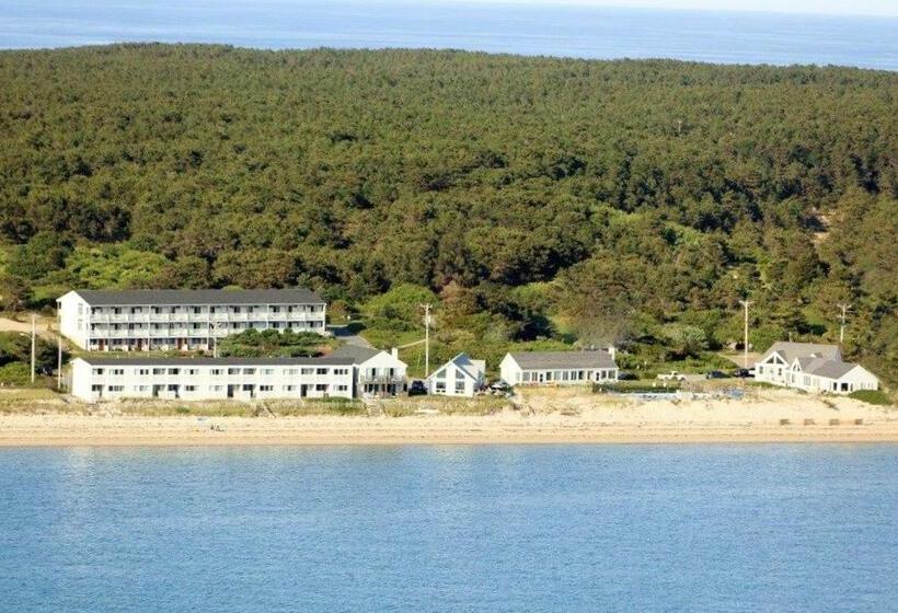 إستوديو ديلوكس, Horizons Beach Resort