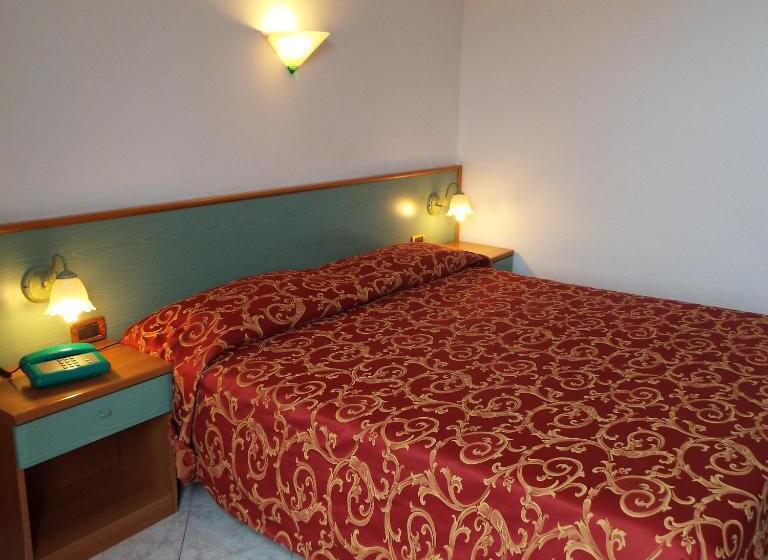 スタンダードルーム, Ideale