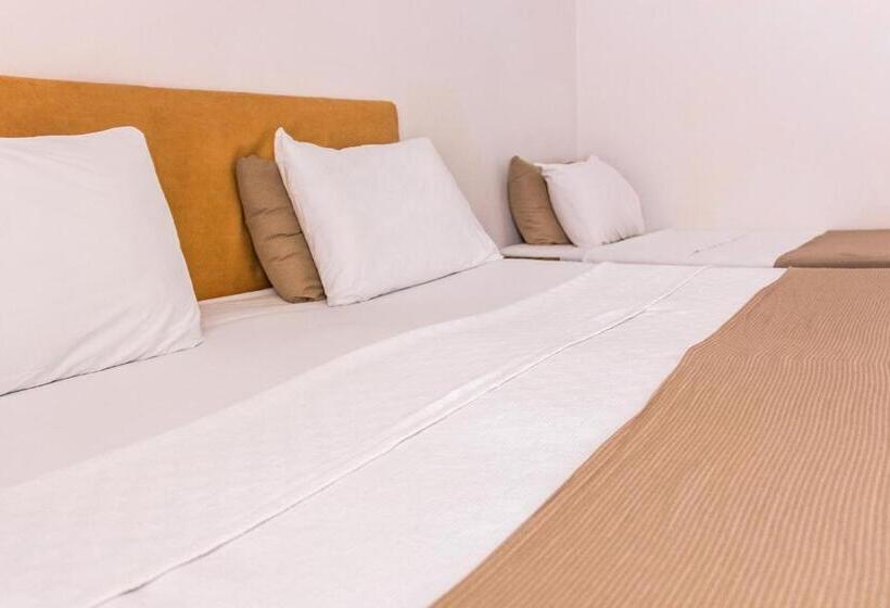 Pokój Trzyosobowy Klasyczny, Kaş Old Town