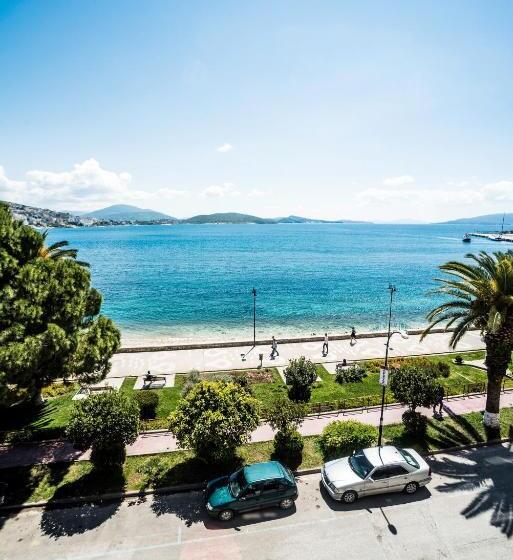 景色の見えるスタンダード4人部屋, Klironomi