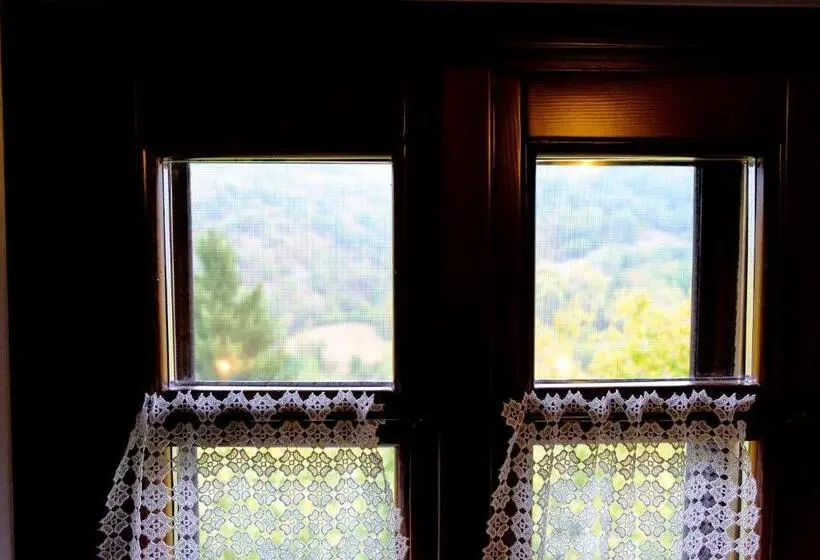 スタンダード４人部屋, La Botalla Agriturismo