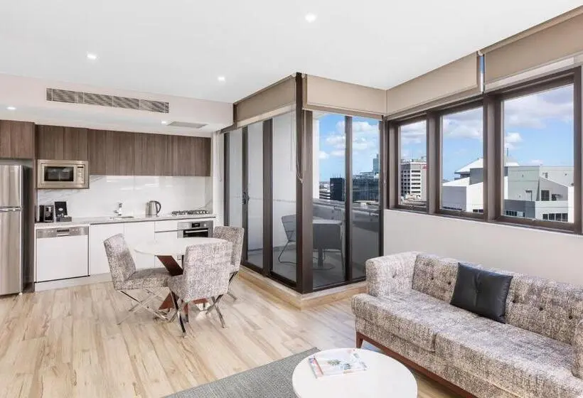 スイート, Meriton Suites Church Street, Parramatta