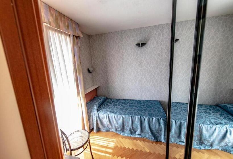 חדר סטנדרט יחיד, Pian Nava