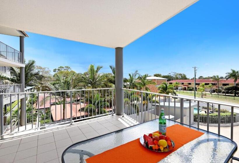 شقة غرفة واحدة, On The Bay Apartments