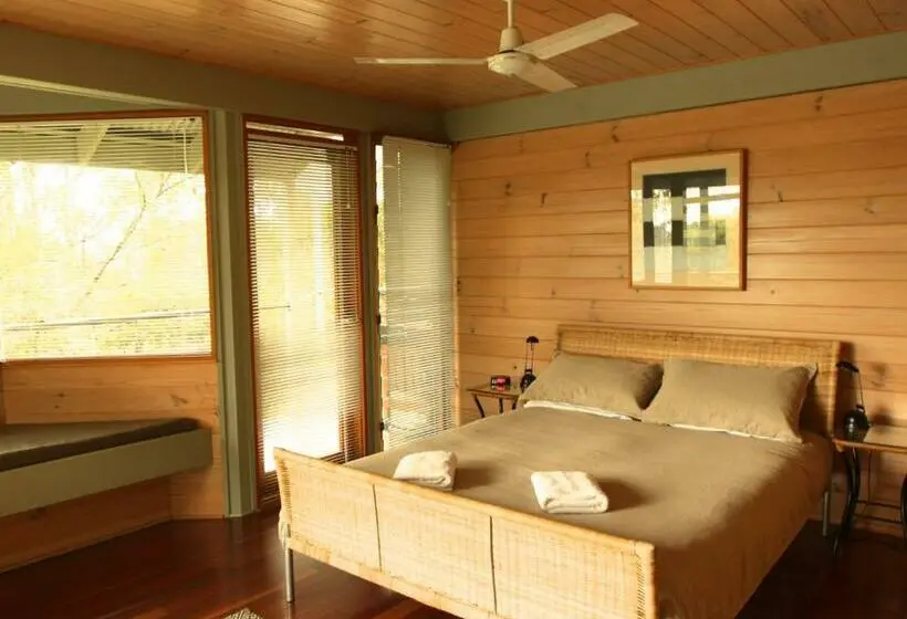 キャビン, Bombah Point Eco Cottages