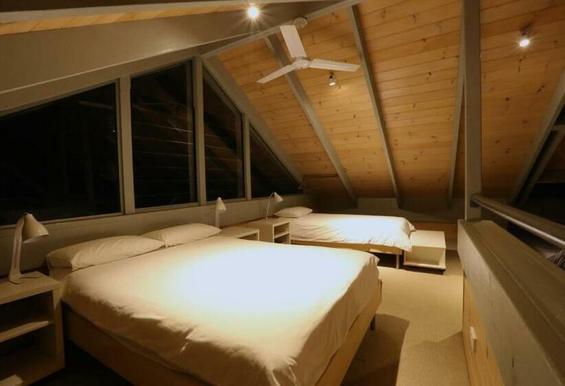 Хижина, Bombah Point Eco Cottages