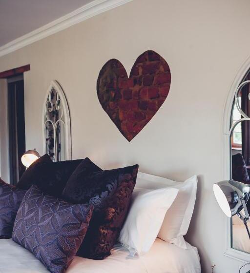 デラックスルーム, Station House Simondium